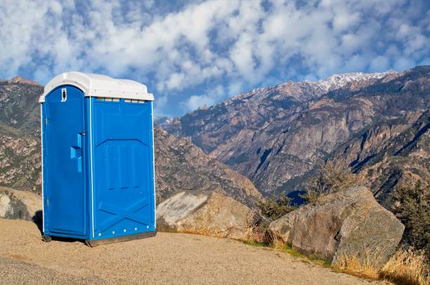 Portable Toilet Options We Offer in Carbondale, KS